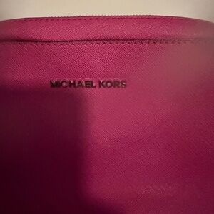 MICHAEL Michael Kors Vibrant Pink Bag jet set hot pink purse